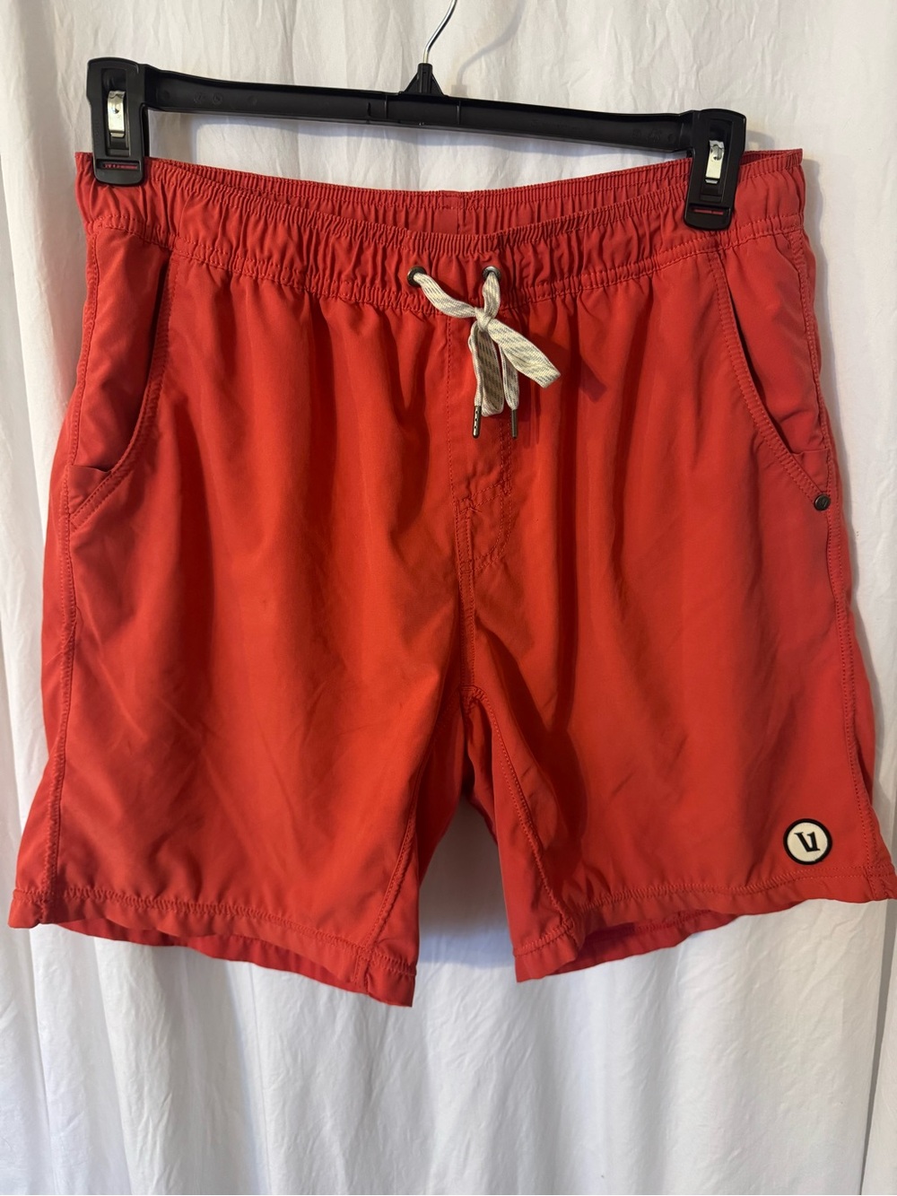 Vuori Kore Athletic Shorts Size Large Orange/Red  with Drawstring Waist.